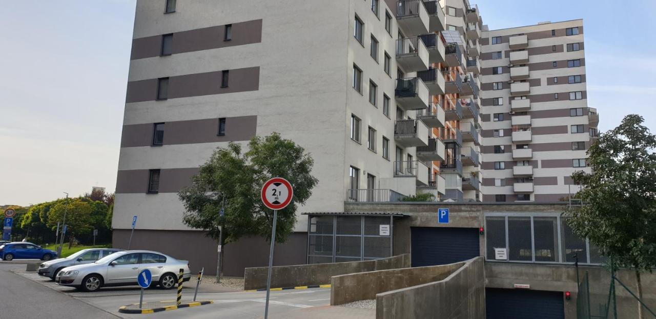 Apartman Bratislava City & Parking 外观 照片